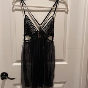 Victoria’s Secret baby doll Lingerie in black size LG